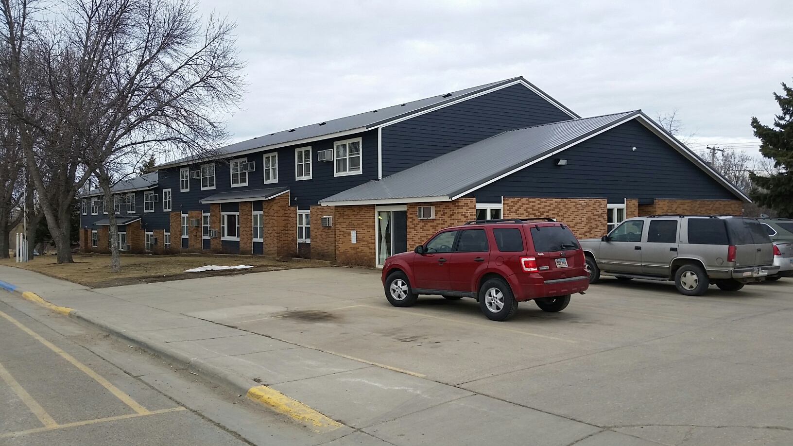 Click here to open SISSETON - Cornerstone Court Apartments